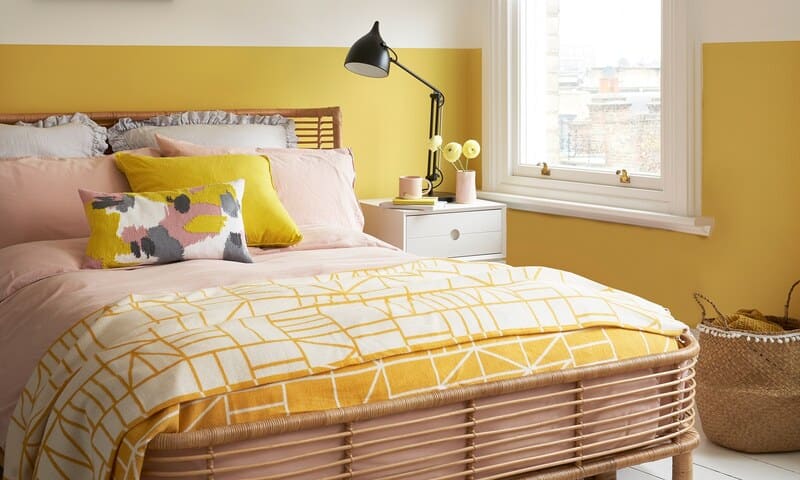 Phòng ngủ màu vàng chanh